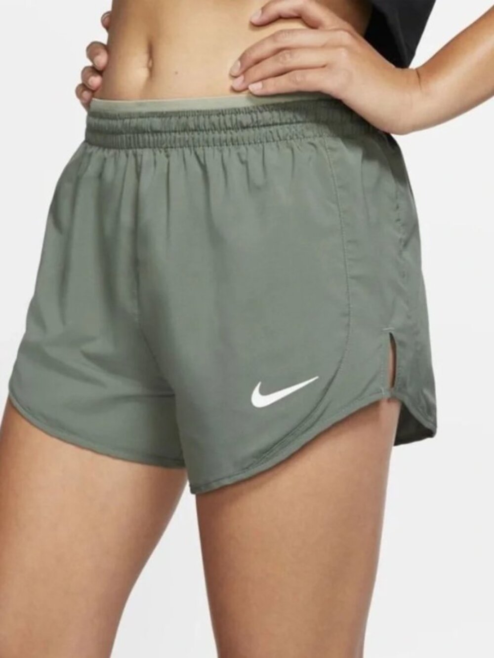 NWOT - Women's Nike Dri-Fit Tempo Luxe 3" Running Shorts - Size Large